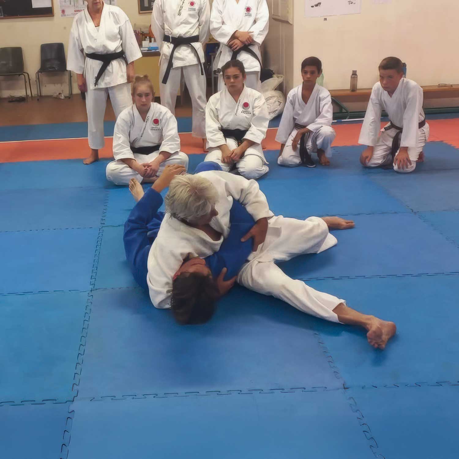 Teaching Kesa Gatami to karate class